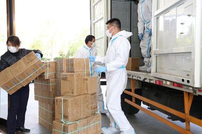 愛(ài)心傳遞，企業(yè)擔(dān)當(dāng) 日送三千包子與萬(wàn)斤蔬菜，免費(fèi)援助暖人心